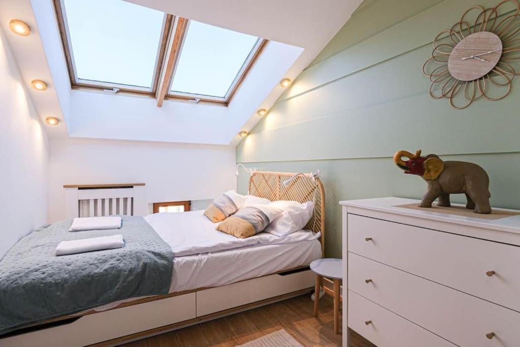 Apartamento Cozy Loft Under The Wawel Sky Cracovia Exterior foto